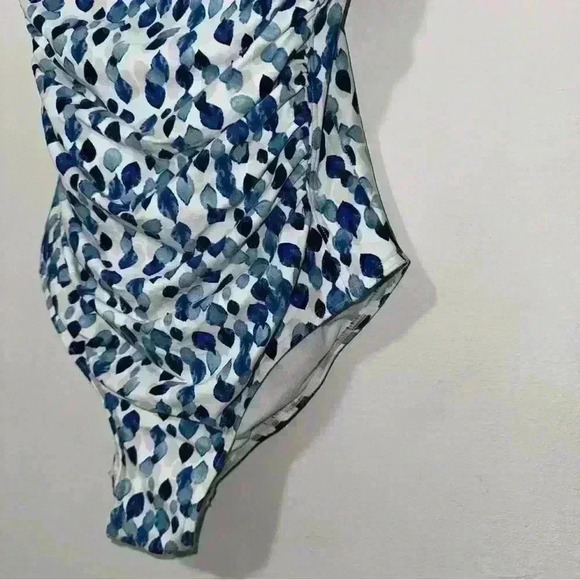 Niptuck Swimsuit One Piece White Blue petal plunge | Size 4 - Picture 5 of 8